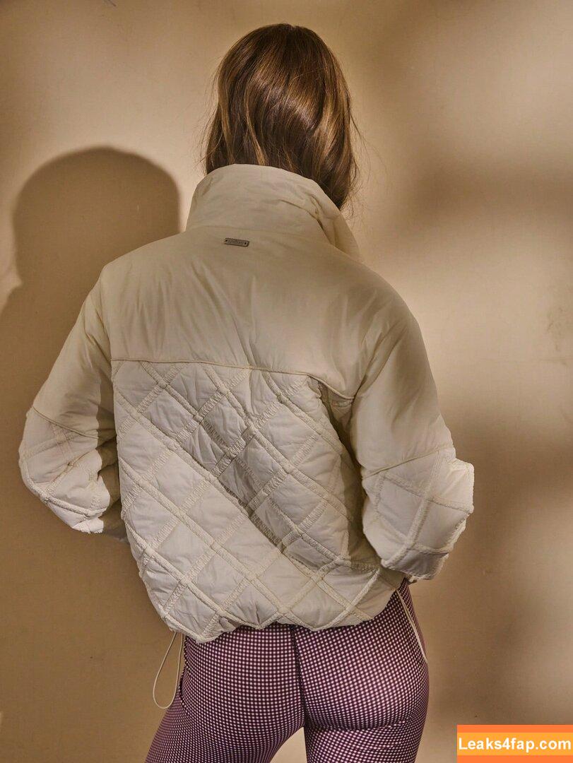 Emily Feld / emily.feld leaked photo photo #2498