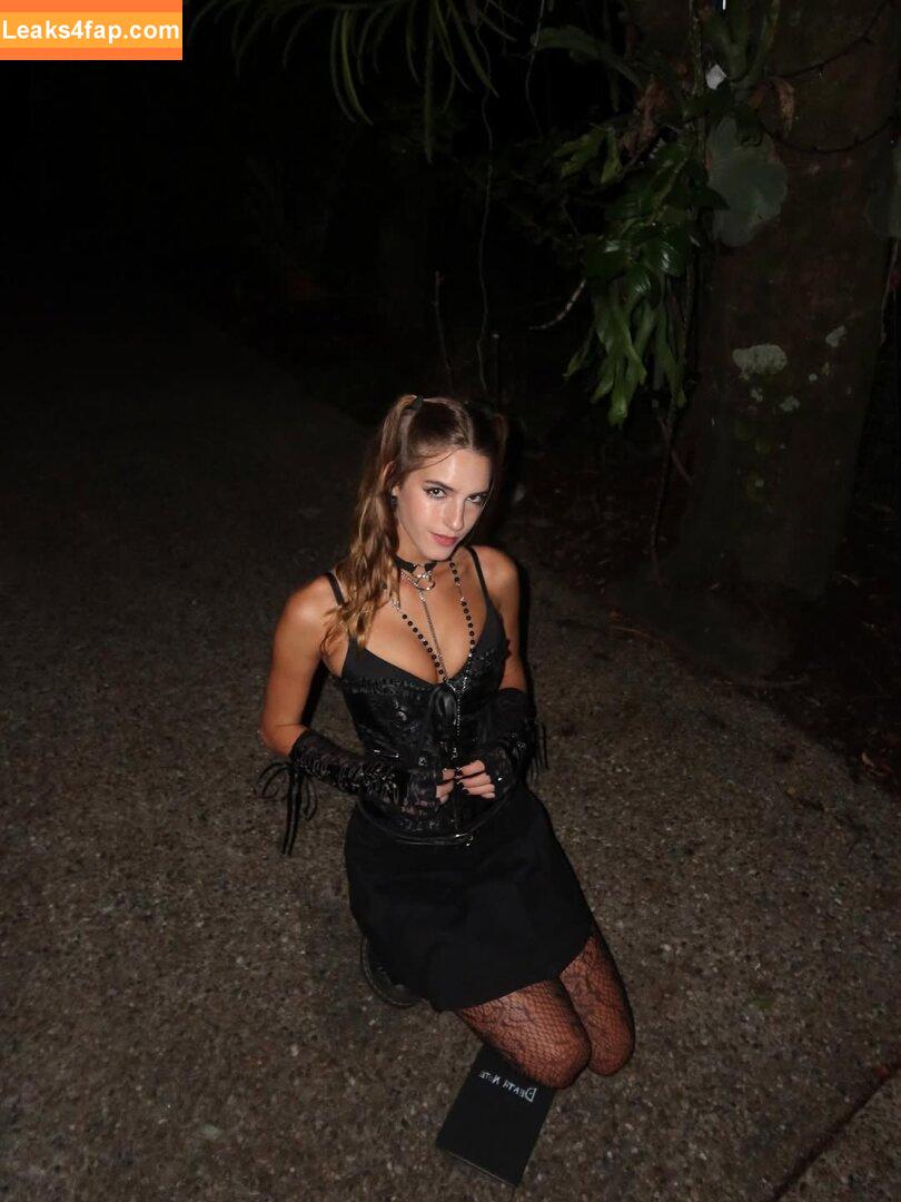 Emily Feld / emily.feld leaked photo photo #2532