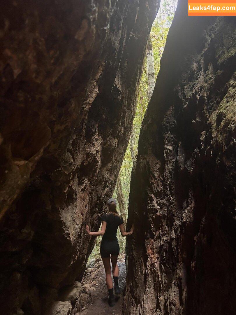 Emily Feld / emily.feld слитое фото фото #2968