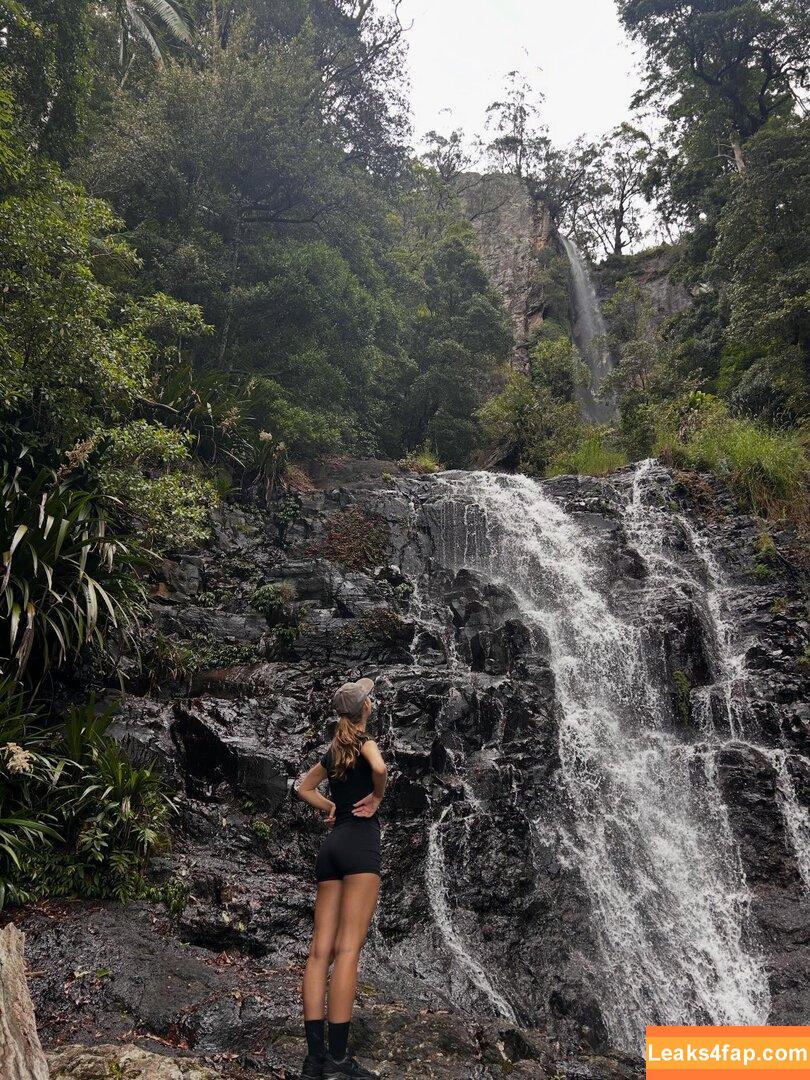 Emily Feld / emily.feld слитое фото фото #2969