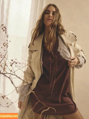 Emily Feld photo #2233