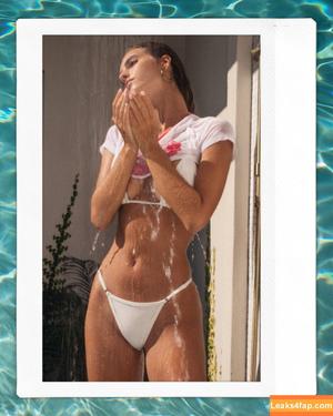 Emily Feld photo #2395