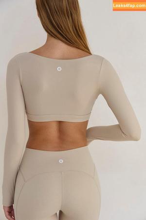 Emily Feld photo #2474