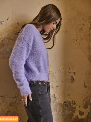 Emily Feld photo #2514