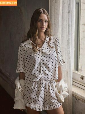 Emily Feld photo #2529