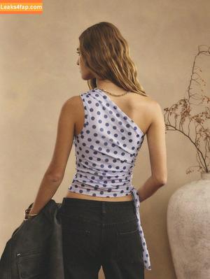 Emily Feld photo #2536