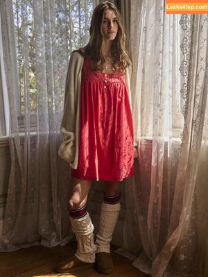 Emily Feld photo #2611