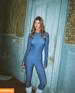 Emily Feld photo #2636