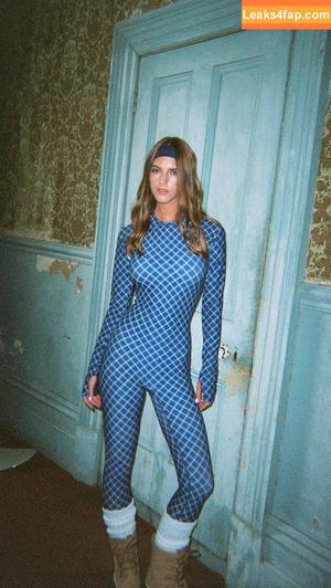 Emily Feld photo #2650