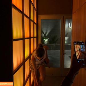 Emily Feld photo #2694