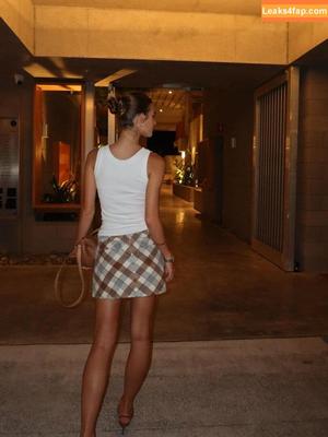 Emily Feld photo #2721