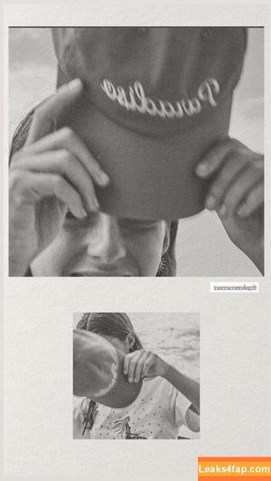 Emily Feld photo #2741