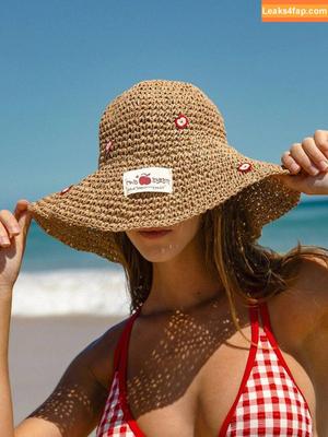 Emily Feld photo #3147