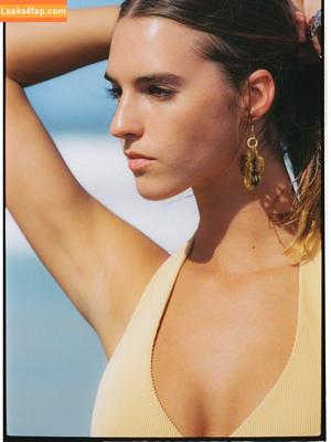 Emily Feld photo #3157