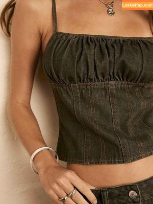 Emily Feld photo #3210