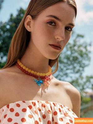 Emily Feld photo #3357