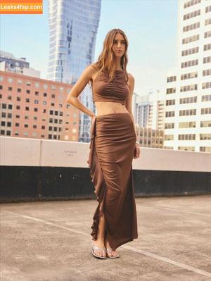 Emily Feld photo #3833