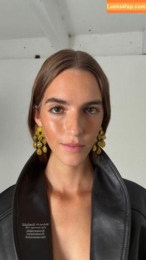 Emily Feld photo #3895