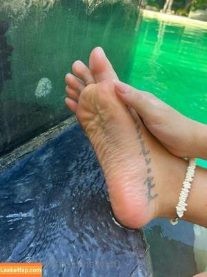 Feetbysvett photo #0012