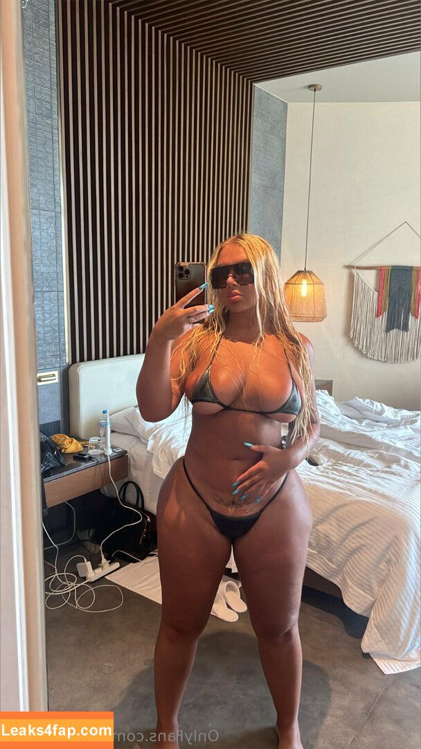 Galacticawh0re /  / a_.rxx / galacticaawhore leaked photo photo #0039