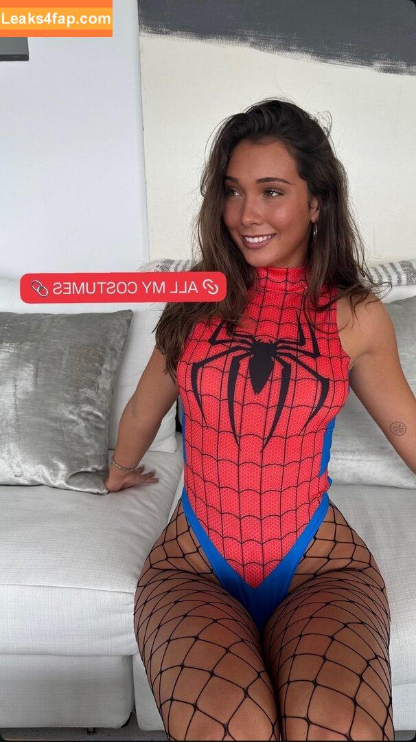 giadierking /  слитое фото фото #0001