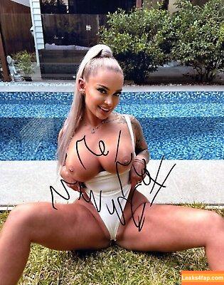 Hayley Davies / explicitbarbie_ / hayleydaviesxx / itshayleydavies leaked photo photo #0007