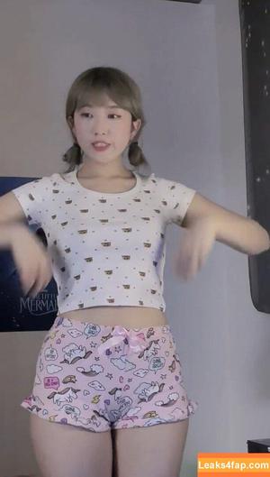 Heeheemoon photo #0117