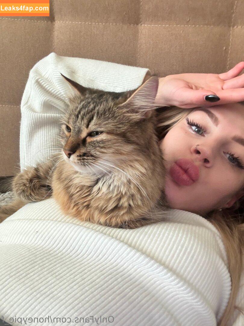 honeypie_f / honeydip___ leaked photo photo #0001