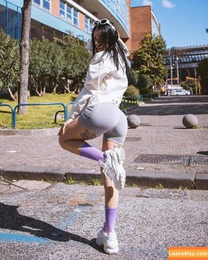 imviolet_ photo #0029