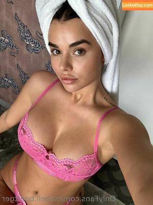 Isabell Böttger photo #0021