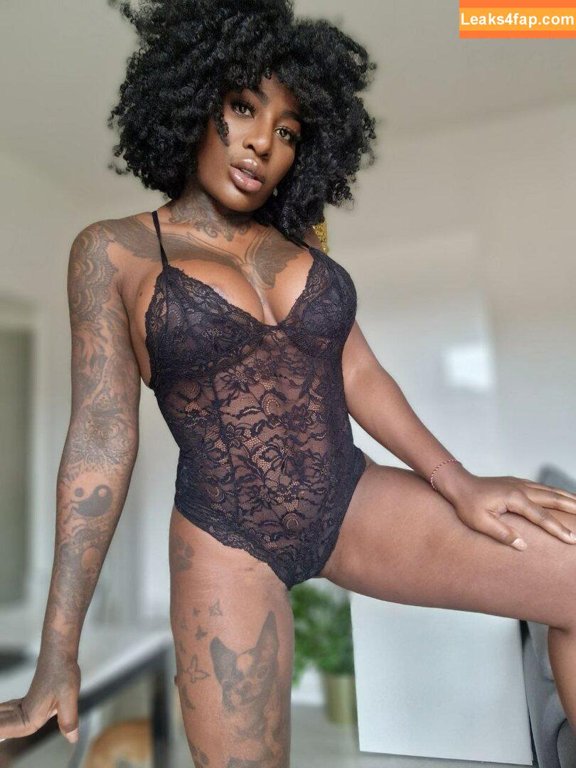 Josy Black /  / JosyBlack / JsyBlck / josyblackofficial / josyblackx leaked photo photo #0004