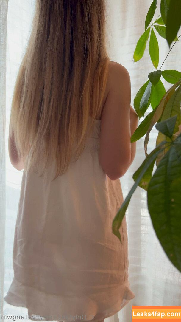 Julesbjorn / Eva Langwin / eva2am / evalangwin leaked photo photo #0081