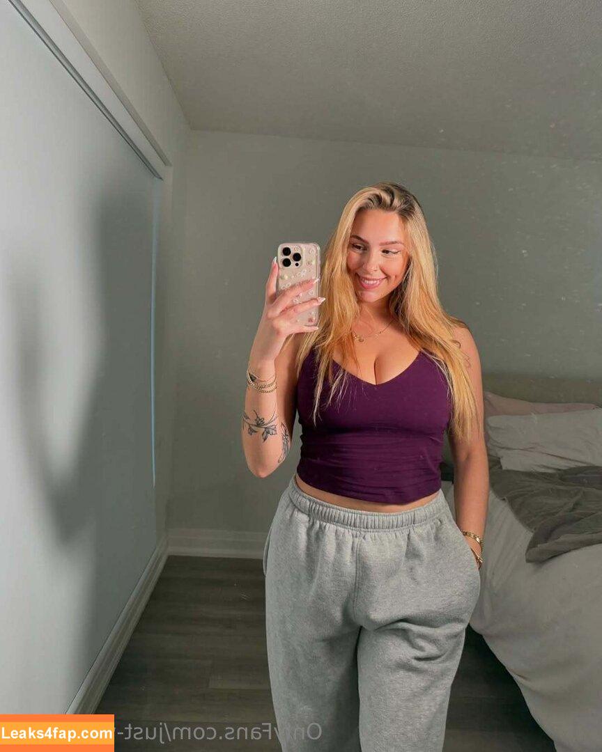 just-wingitfree / haileywingit leaked photo photo #0002