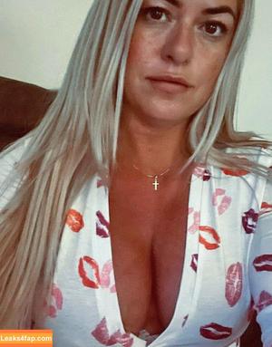 Karen Danczuk photo #0039