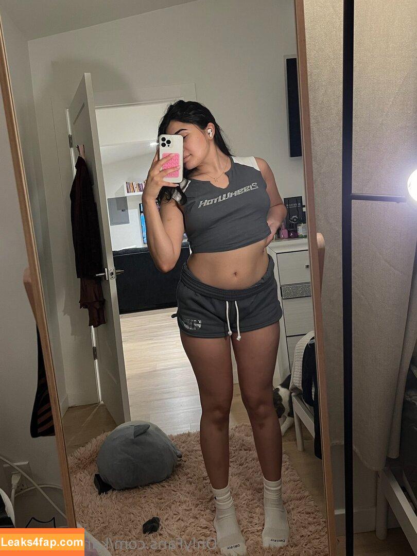 karinamasfina / karinamasfinaa leaked photo photo #0026