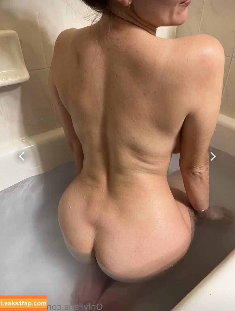 Kasiedilla /  / Casey / Kasthedilla / https: / kasiedilla.ttv leaked photo photo #0096