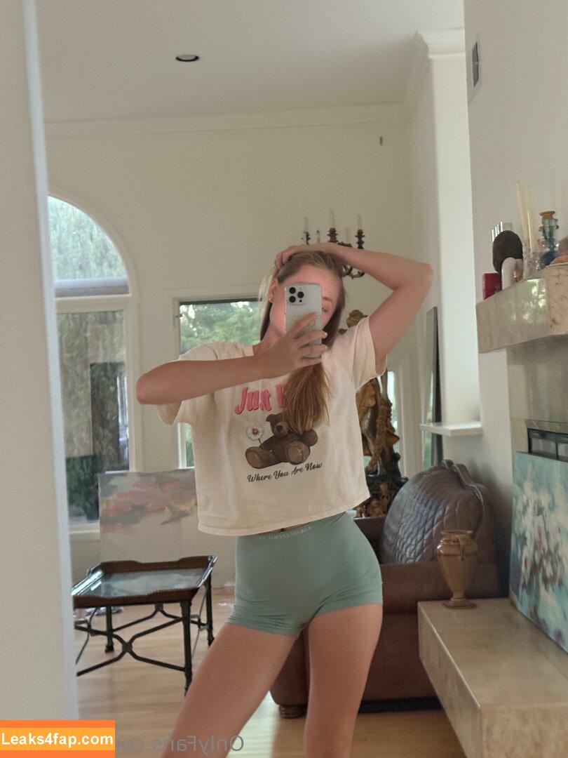 kathrynn /  leaked photo photo #0017