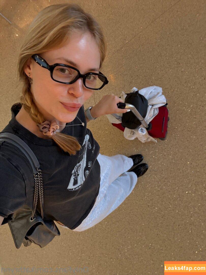 kathrynn /  leaked photo photo #0025