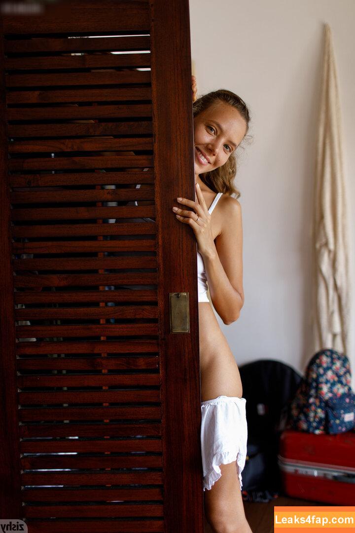 Katya Clover / katyaclover / katyaclover (exclusive / katyonok слитое фото фото #0925