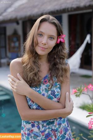 Katya Clover фото #0806