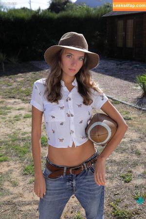 Katya Clover фото #0814