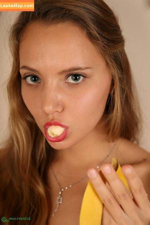 Katya Clover фото #1437