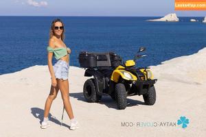 Katya Clover photo #2612