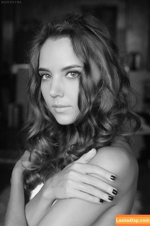Katya Clover photo #3727