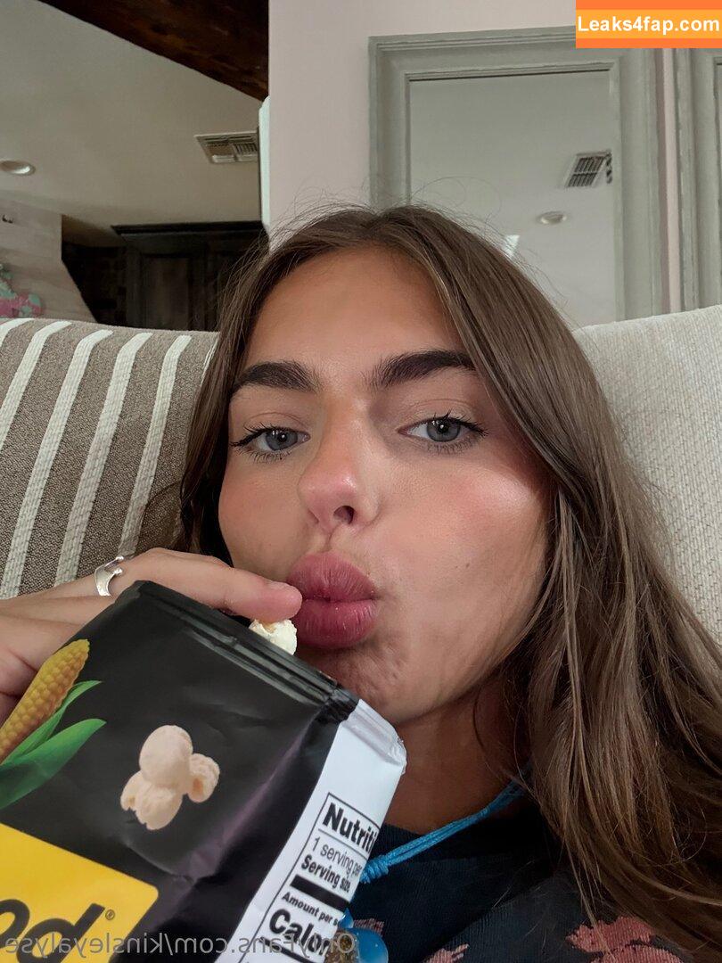 kinsleyalyse / thekinsleywyatt leaked photo photo #0023