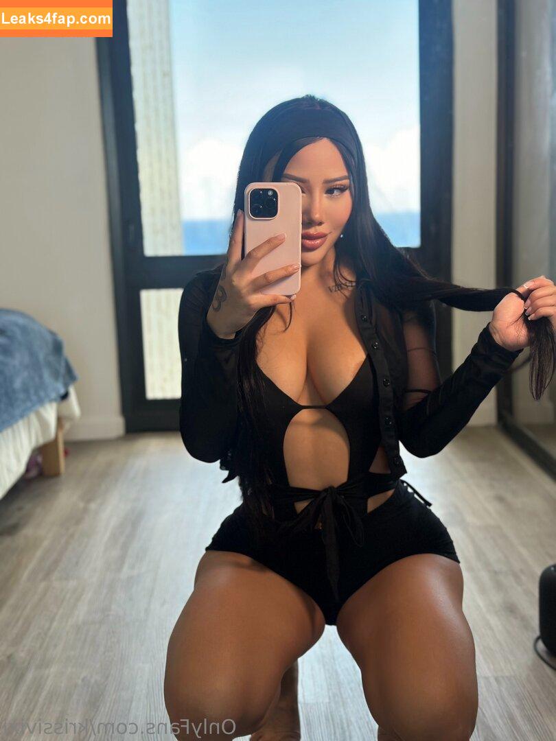 krissivixi / krissi.q leaked photo photo #0030