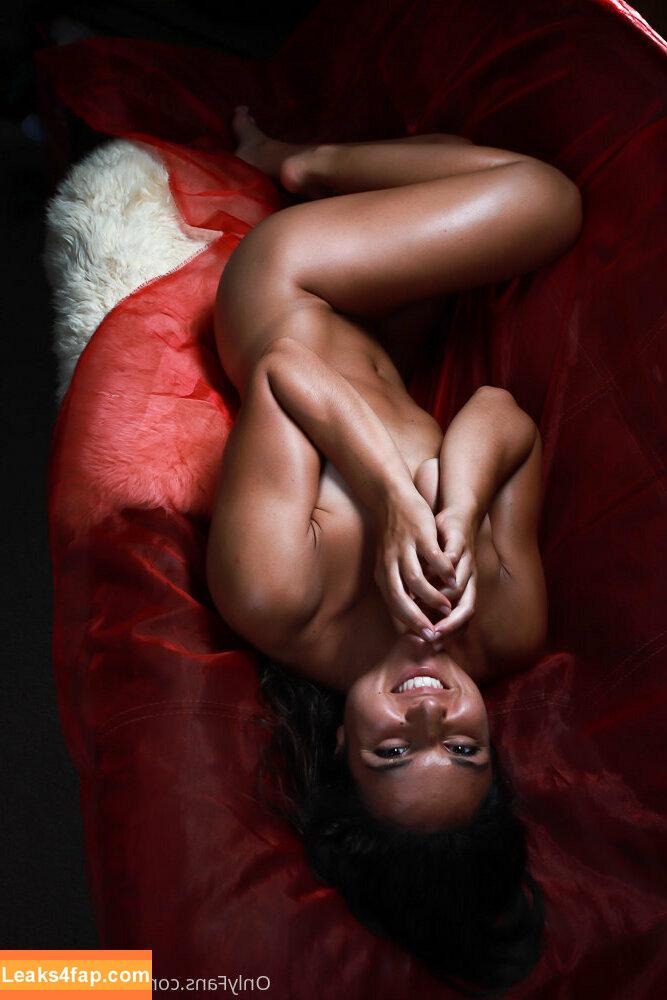 lababygotback / https: / larissa leaked photo photo #0033