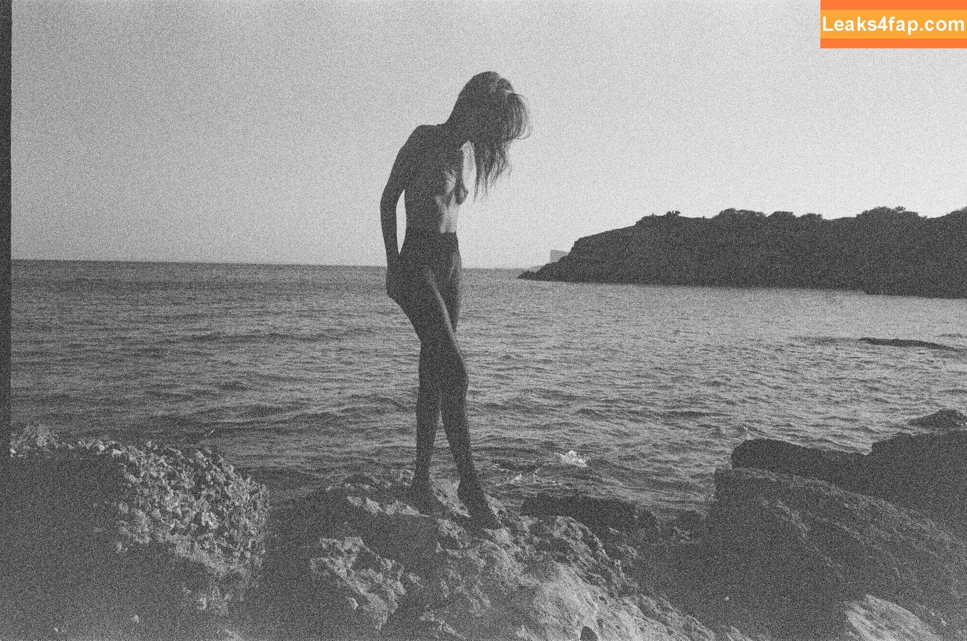 Lauren Sophie Messack / laurensophiemessack leaked photo photo #0040