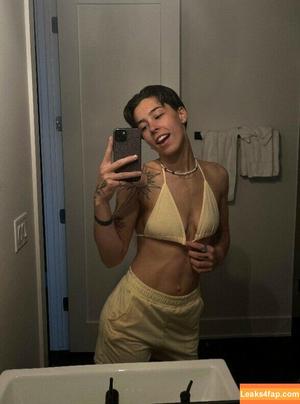 Lexiepeterss photo #0051