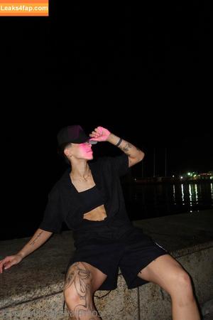 Lexiepeterss photo #0096